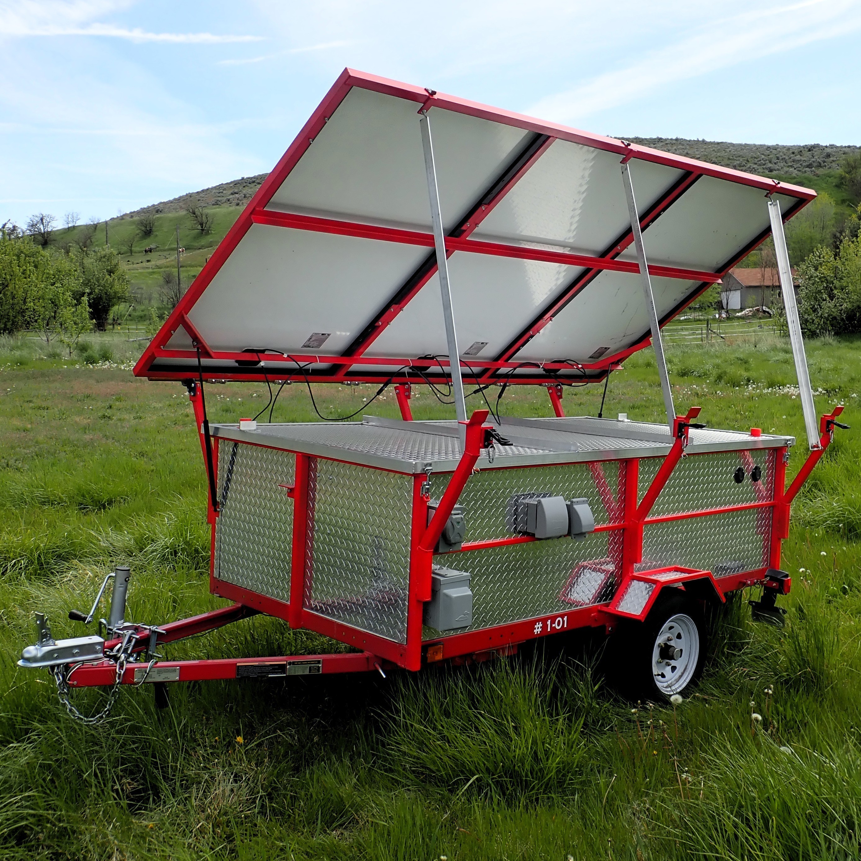 Three Panel Trailer